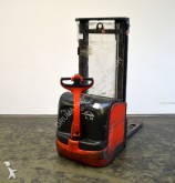 Linde stacker