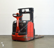Linde stacker