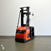 Linde stacker