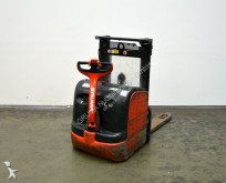 Linde stacker