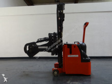 Linde stacker