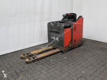 Linde pedestrian stacker