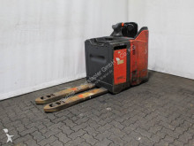 Linde pedestrian stacker