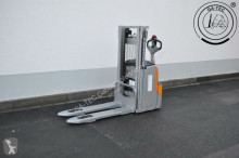 Still stacker