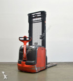 Linde stacker
