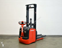 Linde stacker