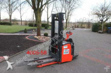 Linde stacker