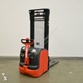 Linde stacker