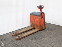 Linde stacker