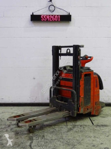 Linde pedestrian stacker