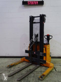 Still pedestrian stacker