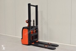gerbeur accompagnant Linde