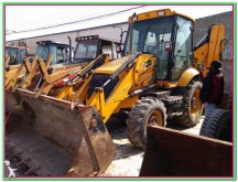 экскаватор-погрузчик с сочлененной рамой JCB