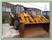 экскаватор-погрузчик с сочлененной рамой JCB
