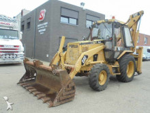 tractopelle Caterpillar 428