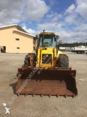 retroescavadora articulada JCB