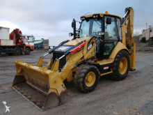 retroexcavadora rígida Caterpillar