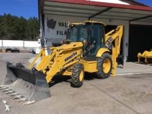 retroescavadora rígida Komatsu