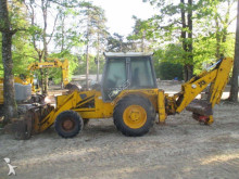 tractopelle JCB 3CX4