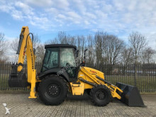 retroexcavadora New Holland