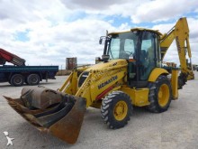 retroexcavadora rígida Komatsu