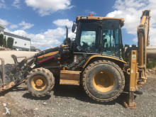 retroexcavadora Caterpillar