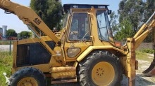retroescavadora rígida Caterpillar