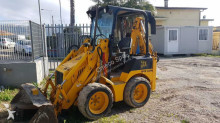 tractopelle rigide JCB