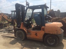 Toyota medium lift order picker