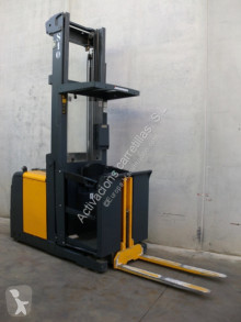 Jungheinrich order picker