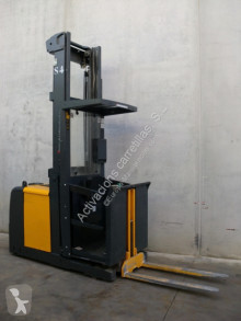 Jungheinrich order picker