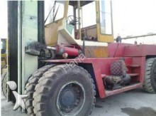 Komatsu FD250 order picker