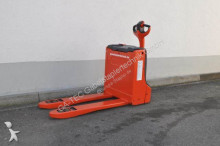 préparateur de commandes Linde T16