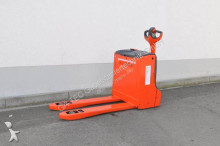 préparateur de commandes Linde T18