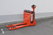 préparateur de commandes Linde T16
