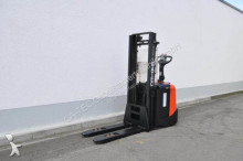 BT high lift order picker