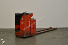 Linde order picker
