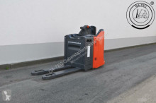 Linde order picker