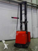 préparateur de commandes Linde V12
