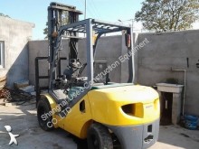 Komatsu medium lift order picker