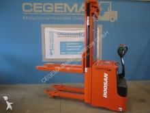 Doosan reach truck
