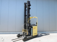 Hyster reach truck