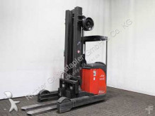 carrello elevatore retrattile Linde