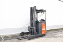 Linde reach truck