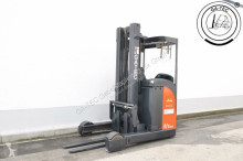 Linde Schubmaststapler