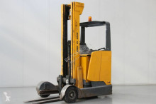 stivuitor cu catarg retractabil Jungheinrich ETVC16