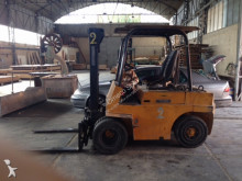diesel heftruck Detas