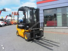 gas heftruck Nissan