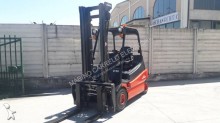 carrello elevatore elettrico Linde