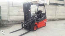 carrello elevatore elettrico Linde